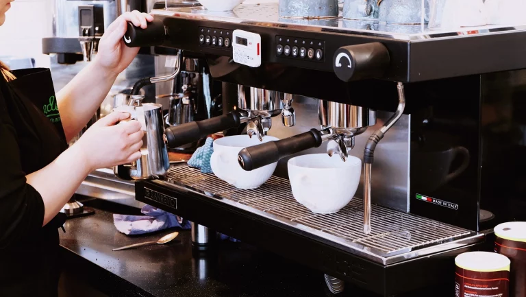كيف تختار ماكينة صنع القهوة الخاصة بك؟