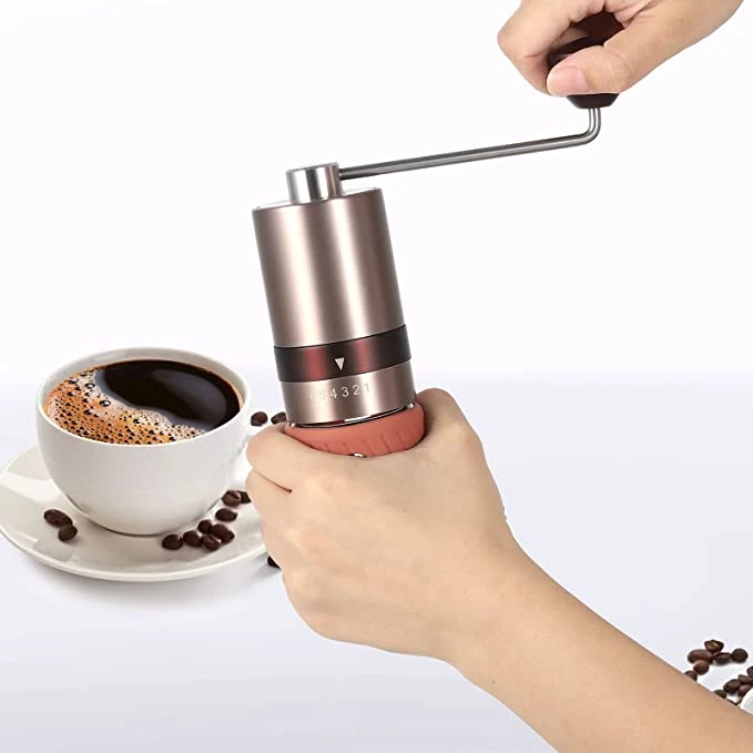 مطحنة قهوة يدوية